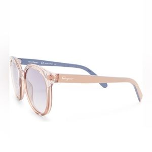Salvatore Ferragamo Sunnies 💕